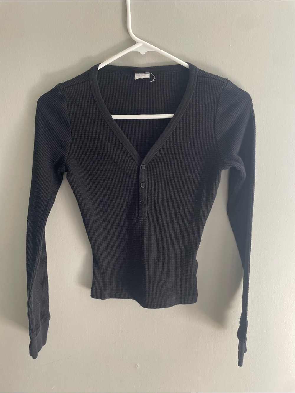 TNA Aritzia Black Waffle Knit Henley Long Sleeve Top Small